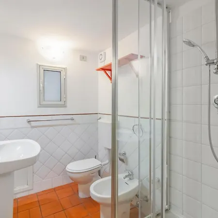 Apartament The Traveller's House - Station Palermo
