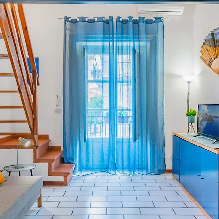The Traveller's House - Station Apartament Palermo