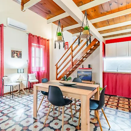 The Traveller's House - Station Apartament Palermo